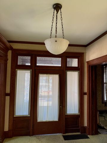 304 GLEN Avenue, Council Bluffs, IA 51503