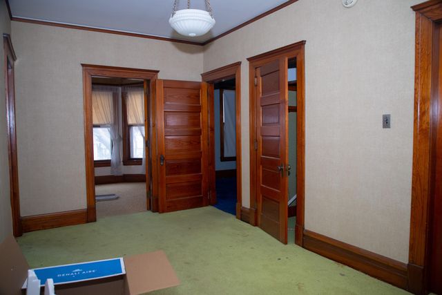 304 GLEN Avenue, Council Bluffs, IA 51503