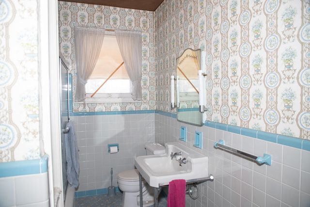 304 GLEN Avenue, Council Bluffs, IA 51503