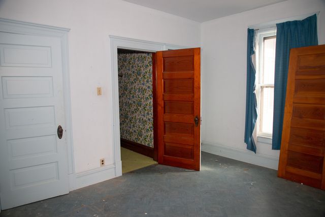 304 GLEN Avenue, Council Bluffs, IA 51503