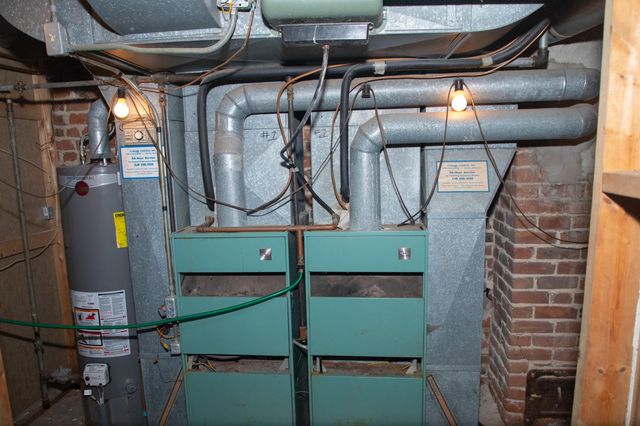 304 GLEN Avenue, Council Bluffs, IA 51503