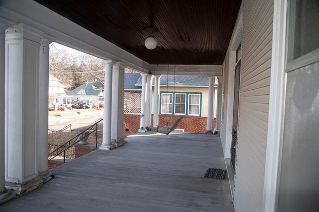 304 GLEN Avenue, Council Bluffs, IA 51503