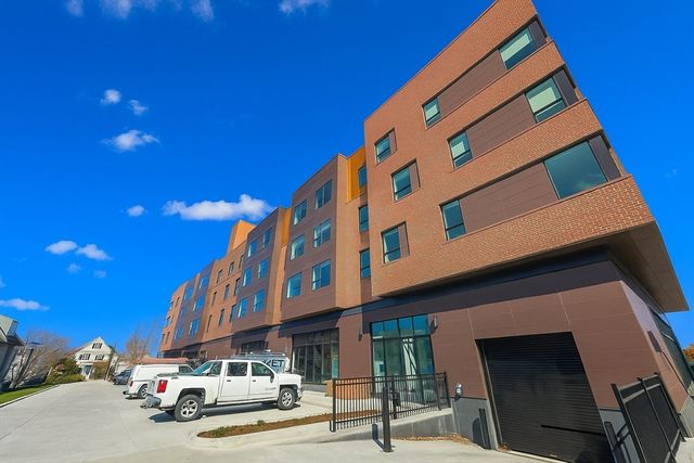 45 East Central 405, Natick, MA 01760