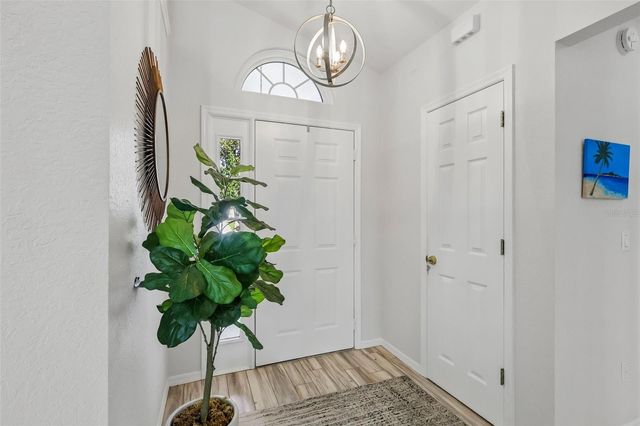 204 SUNWARD RUN, Davenport, FL 33896