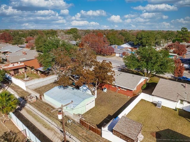 1903 Huntington St, Midland, TX 79705