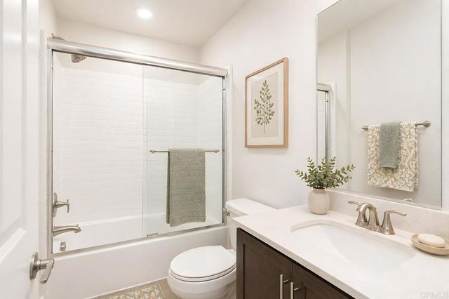 877 Blackstone Drive, San Marcos, CA 92078