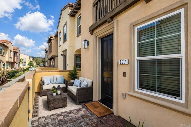 877 Blackstone Drive, San Marcos, CA 92078
