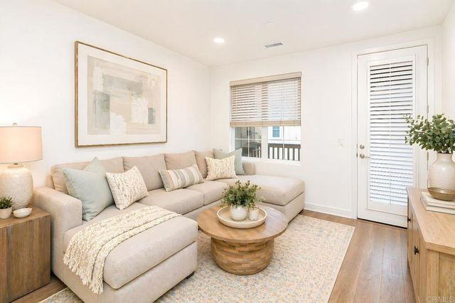 877 Blackstone Drive, San Marcos, CA 92078