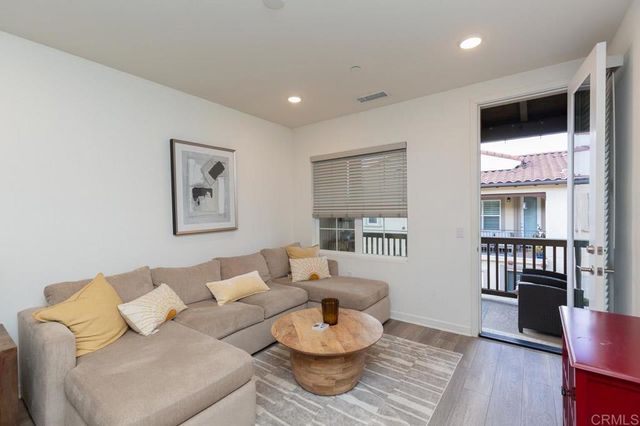 877 Blackstone Drive, San Marcos, CA 92078