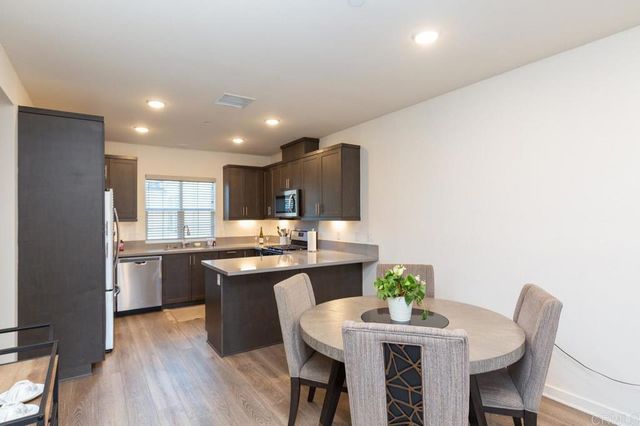 877 Blackstone Drive, San Marcos, CA 92078
