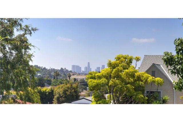 4343 Finley Avenue 27, Los Angeles, CA 90027
