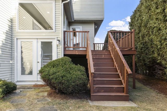 307 Captain Eames Cir 307, Ashland, MA 01721