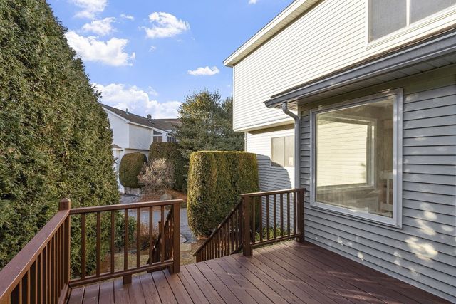 307 Captain Eames Cir 307, Ashland, MA 01721