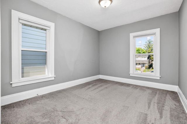 152 S Burgess Avenue, Columbus, OH 43204