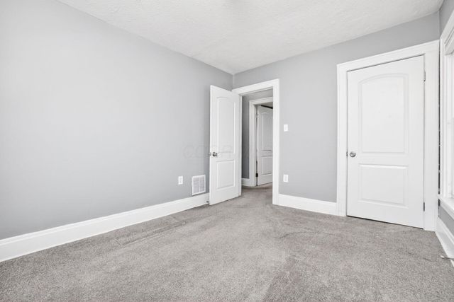 152 S Burgess Avenue, Columbus, OH 43204
