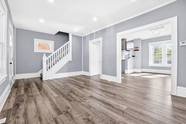 152 S Burgess Avenue, Columbus, OH 43204