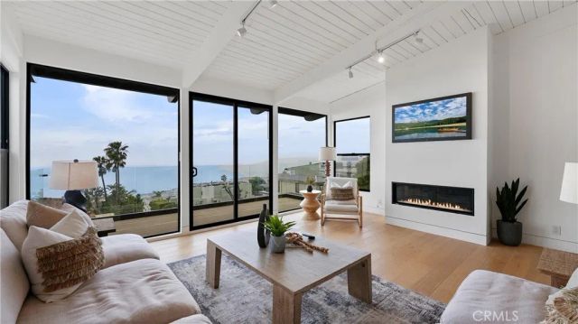 1095 Miramar, Laguna Beach, CA 92651