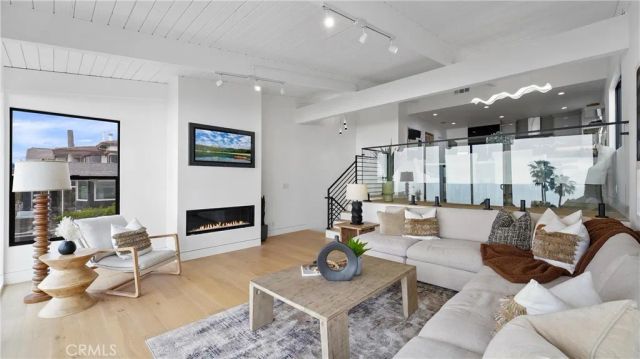1095 Miramar, Laguna Beach, CA 92651