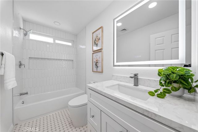1319 Las Lomas, Brea, CA 92821