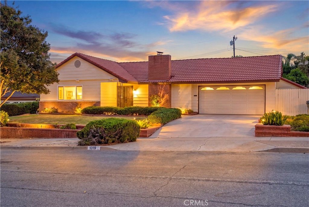 1319 Las Lomas, Brea, CA 92821