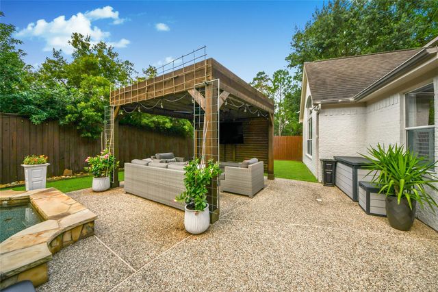 90 Millsap Circle, The Woodlands, TX 77382