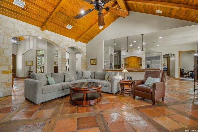 10510 FELSBLOCK LN, New Braunfels, TX 78132