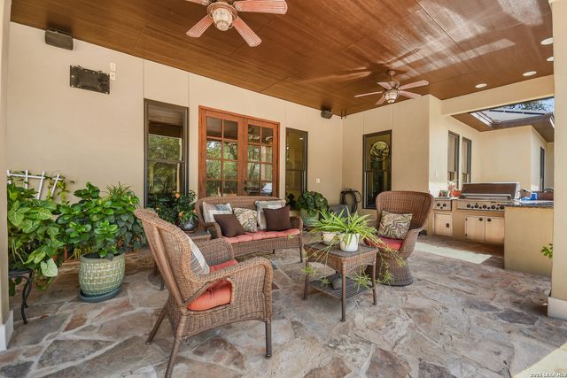 10510 FELSBLOCK LN, New Braunfels, TX 78132