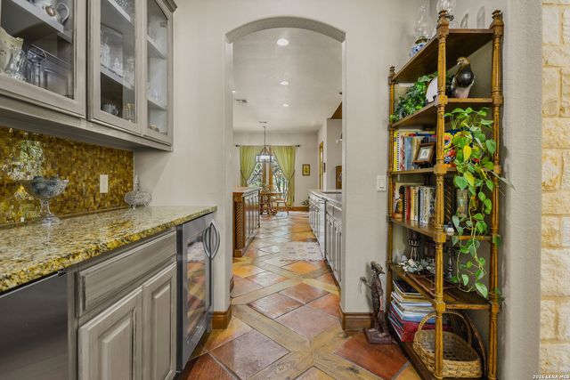 10510 FELSBLOCK LN, New Braunfels, TX 78132