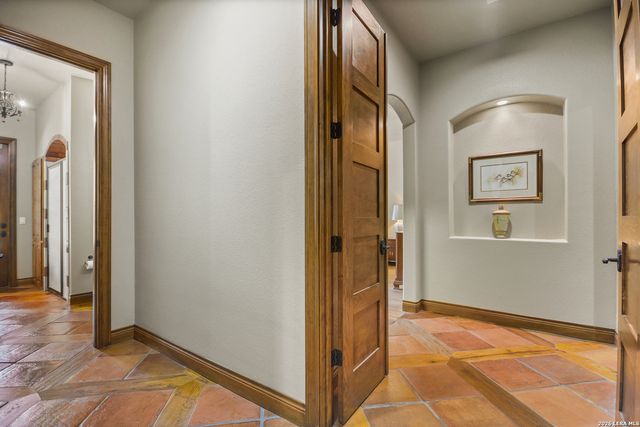 10510 FELSBLOCK LN, New Braunfels, TX 78132