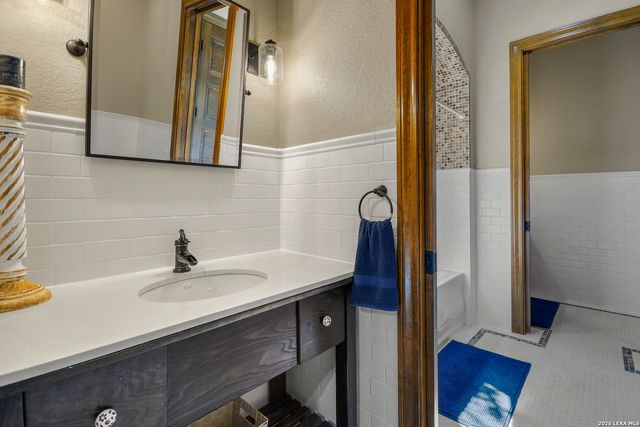 10510 FELSBLOCK LN, New Braunfels, TX 78132
