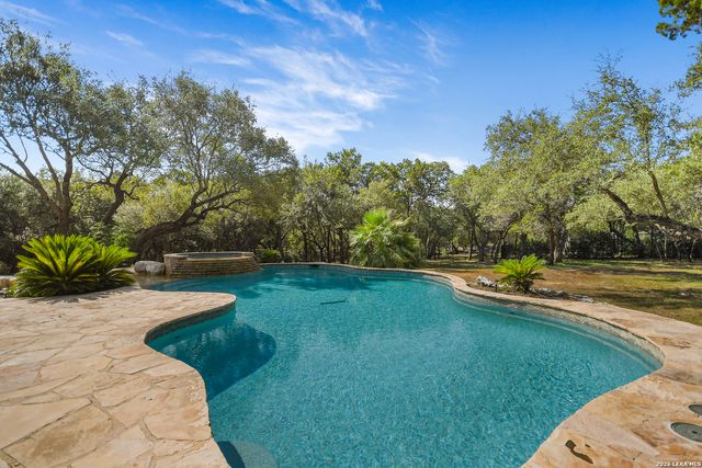 10510 FELSBLOCK LN, New Braunfels, TX 78132