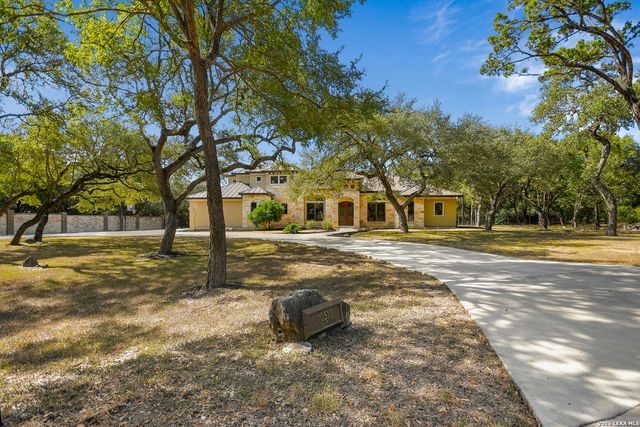 10510 FELSBLOCK LN, New Braunfels, TX 78132