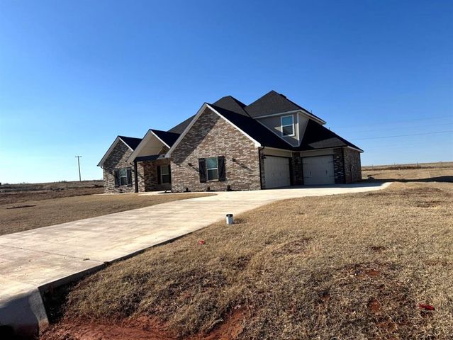 4705 Whitetail Drive, Guthrie, OK 73044
