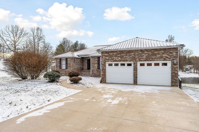 296 Idlewild Dr, Sparta, TN 38583