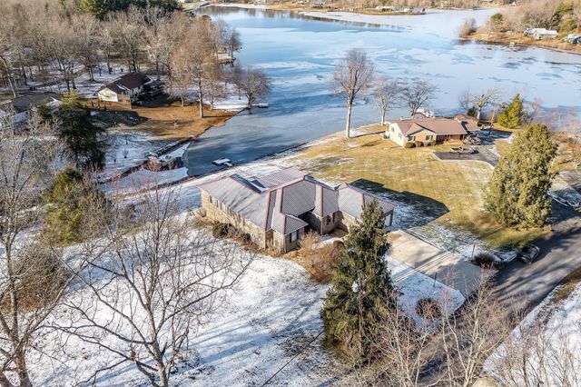 296 Idlewild Dr, Sparta, TN 38583