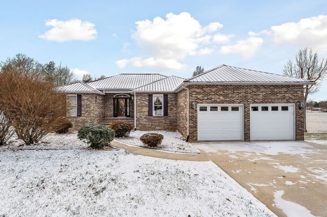 296 Idlewild Dr, Sparta, TN 38583