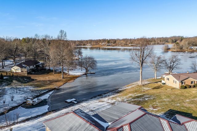 296 Idlewild Dr, Sparta, TN 38583
