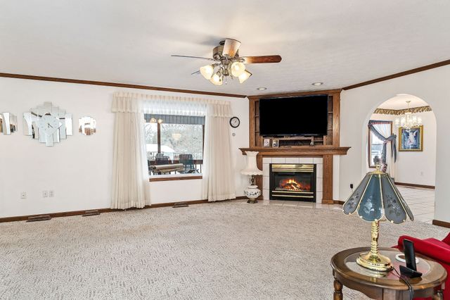 296 Idlewild Dr, Sparta, TN 38583