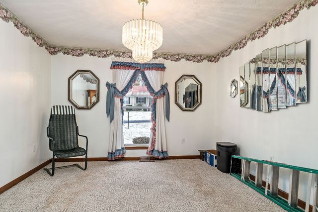 296 Idlewild Dr, Sparta, TN 38583