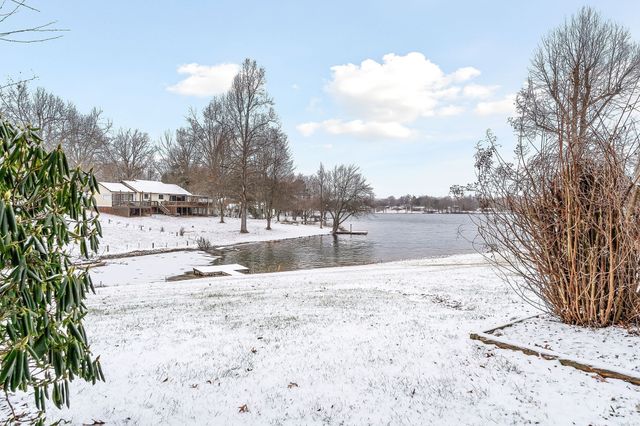 296 Idlewild Dr, Sparta, TN 38583
