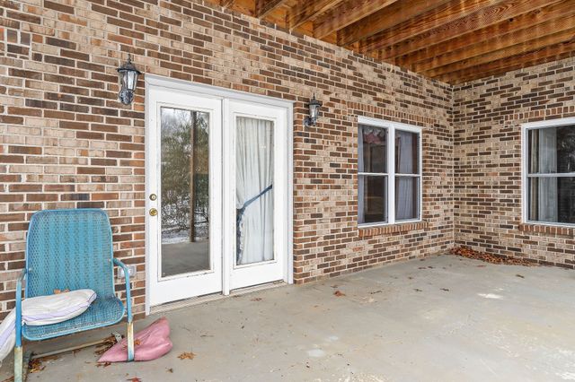 296 Idlewild Dr, Sparta, TN 38583