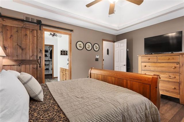 15804 E 27th Street S, Independence, MO 64055