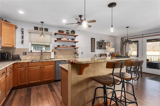 15804 E 27th Street S, Independence, MO 64055