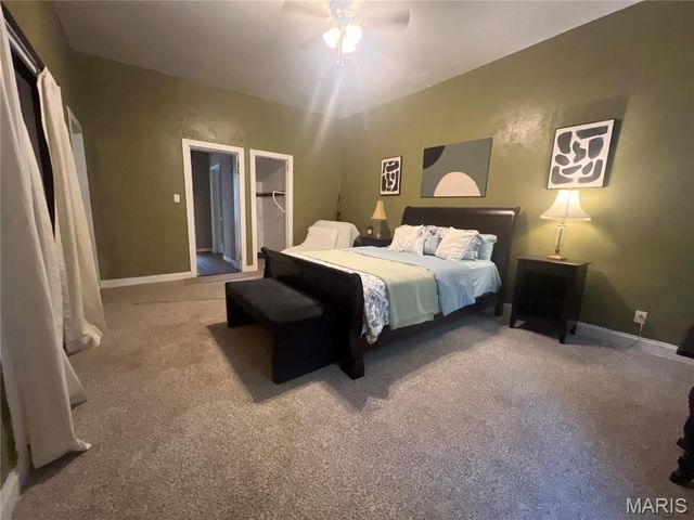 2218 Switzer Avenue, St Louis, MO 63136