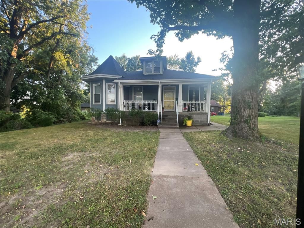 2218 Switzer Avenue, St Louis, MO 63136