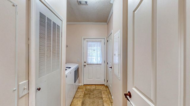 555 Brandon Rd, Huntingdon, TN 38344