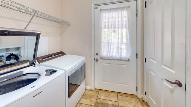 555 Brandon Rd, Huntingdon, TN 38344