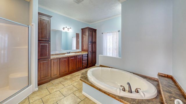 555 Brandon Rd, Huntingdon, TN 38344