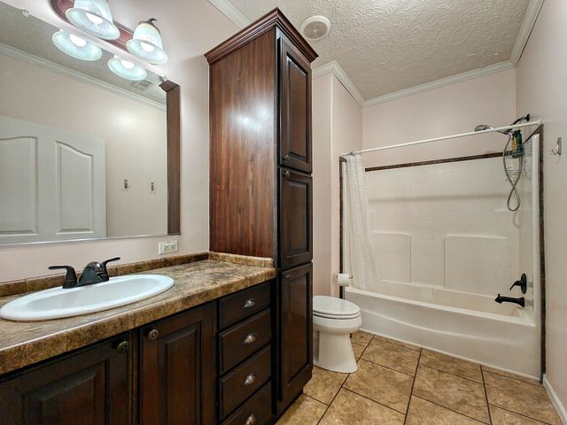 555 Brandon Rd, Huntingdon, TN 38344