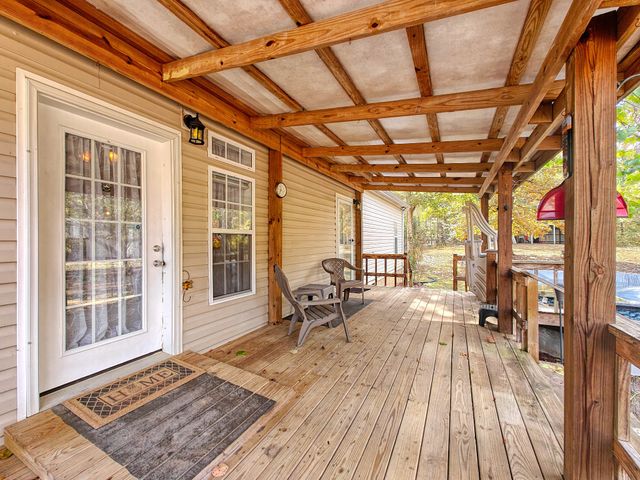 555 Brandon Rd, Huntingdon, TN 38344